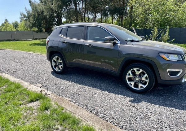 Jeep Compass cena 80000 przebieg: 137000, rok produkcji 2019 z Zduńska Wola małe 497